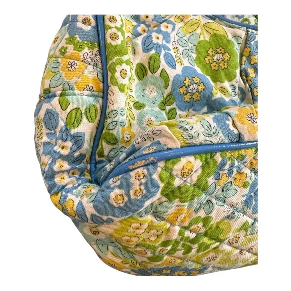 Vera Bradley Med Bowler Bag in English Meadows Print